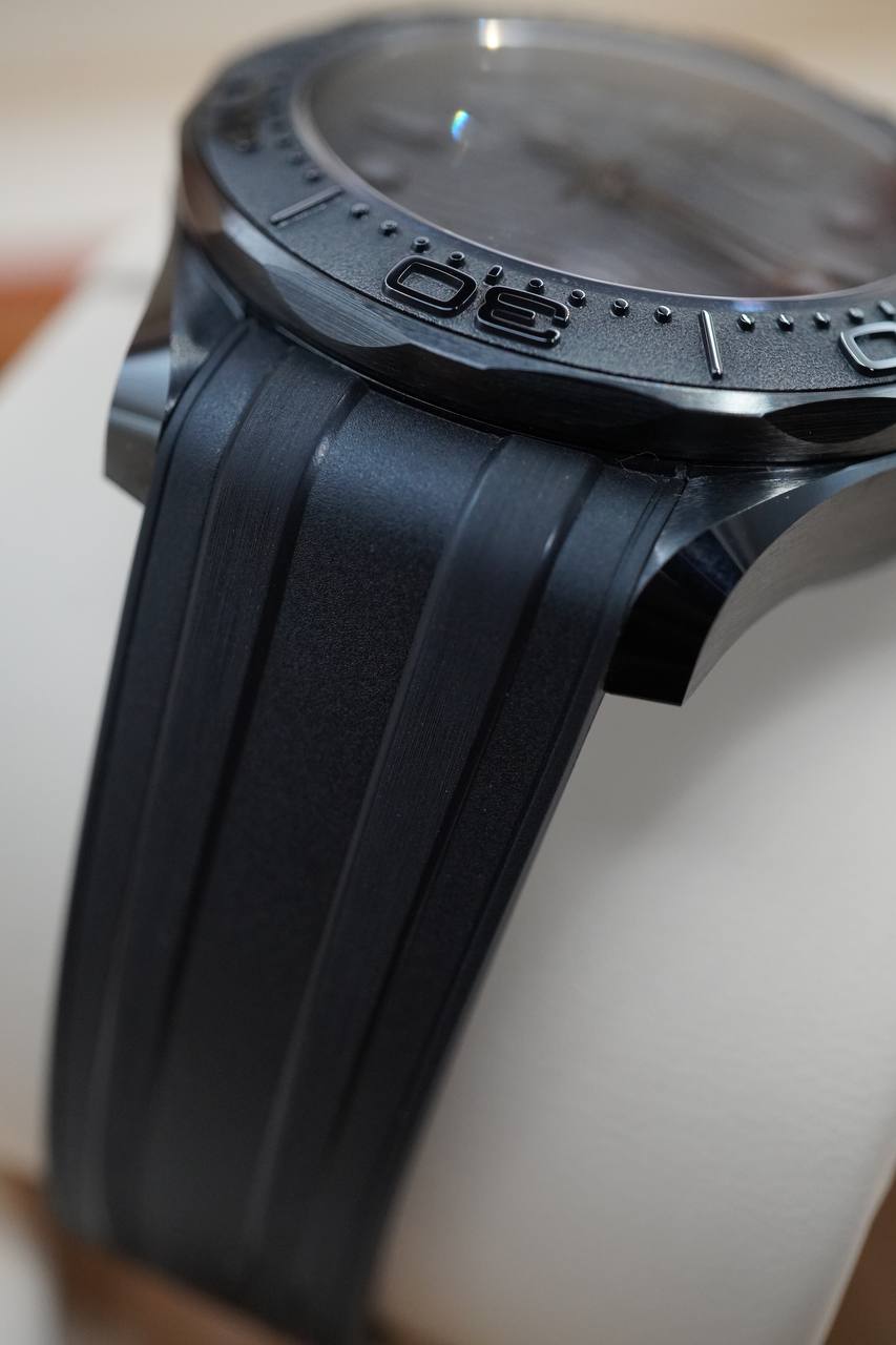 Omega Seamaster Diver 300M “Black Phantom”