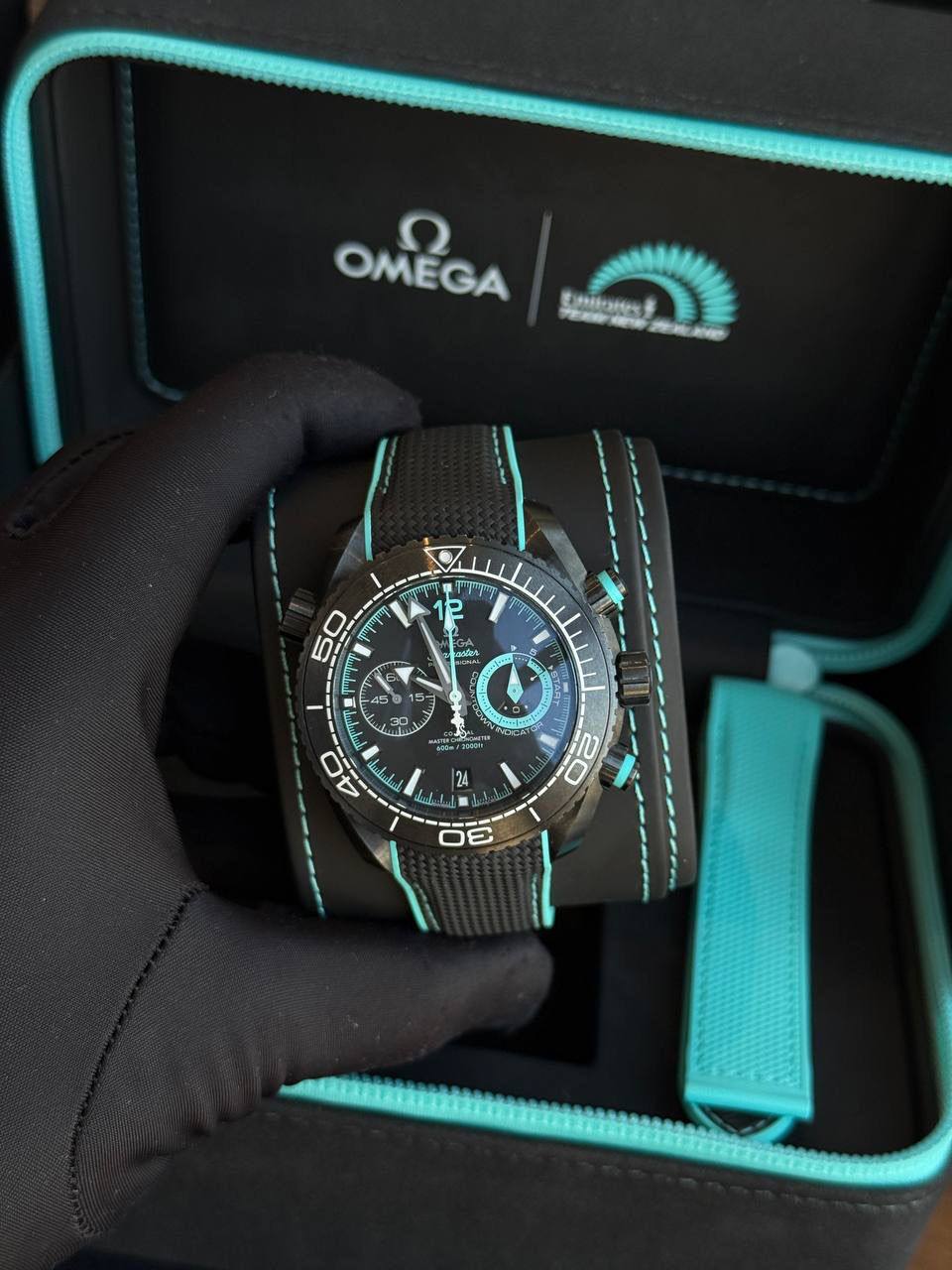 Omega Seamaster Planet Ocean 600m Deep Black Emirates Team New Zealand 45.5mm