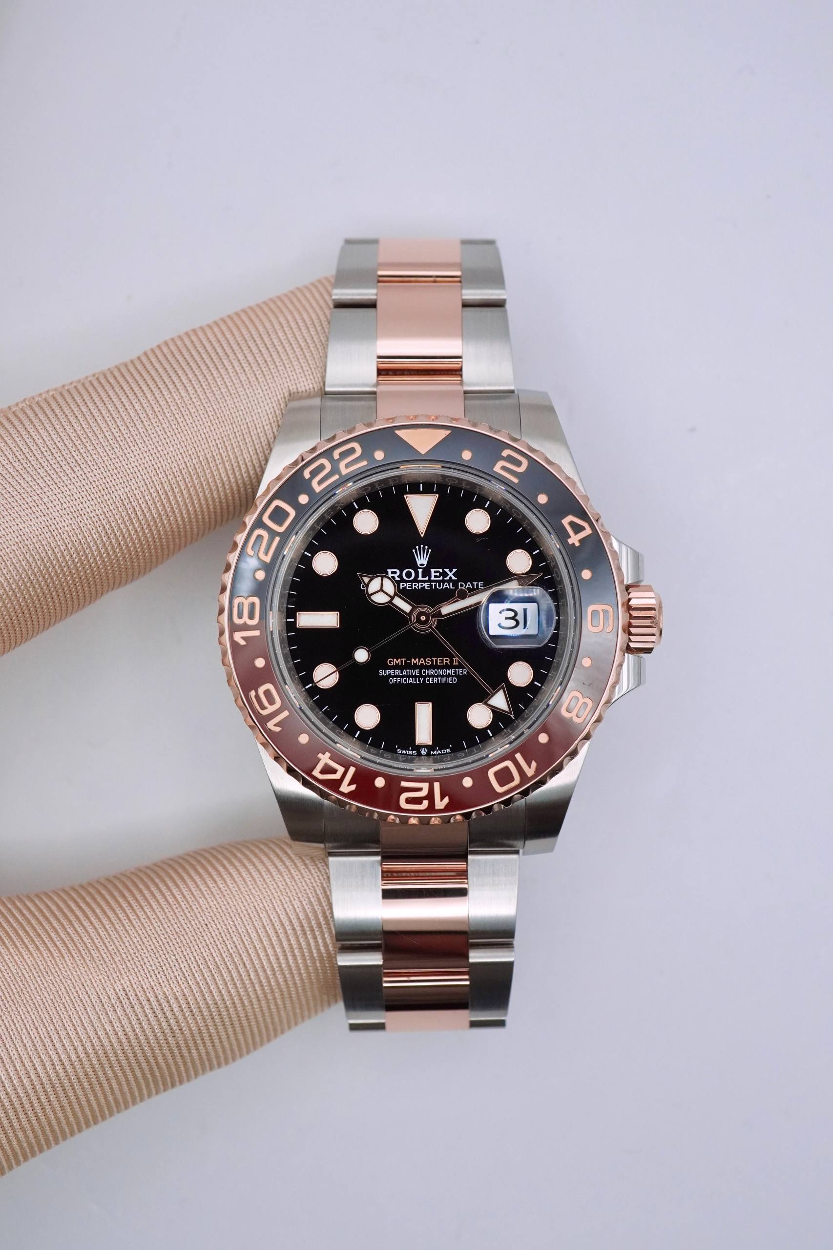 Rolex GMT-MASTER II “Rootbeer” 40mm