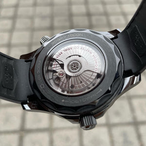 Omega seamaster Black Ceramic 43.5 mm