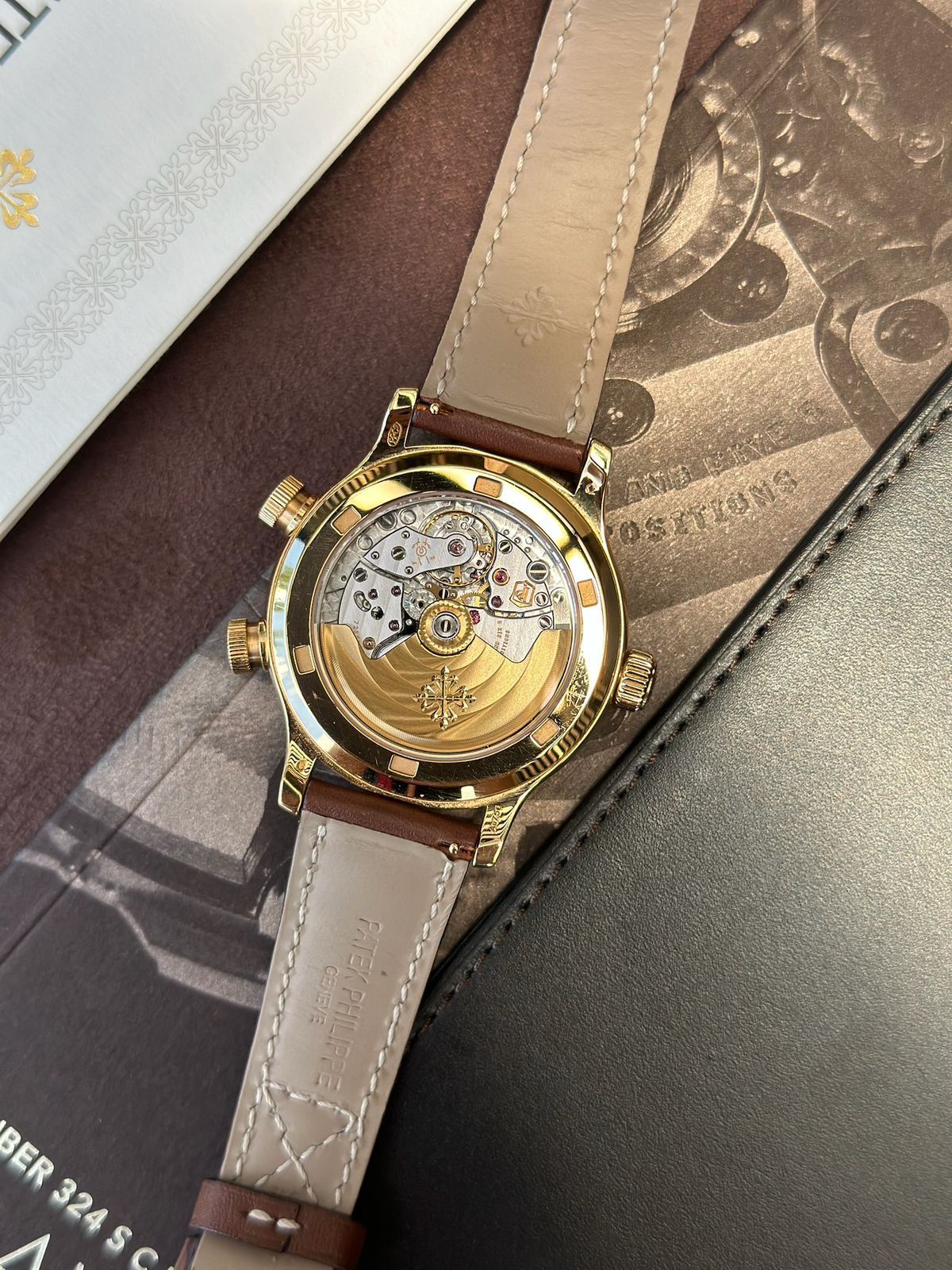 Patek Philippe Pilot Travel Time Calatrava 37.5 mm