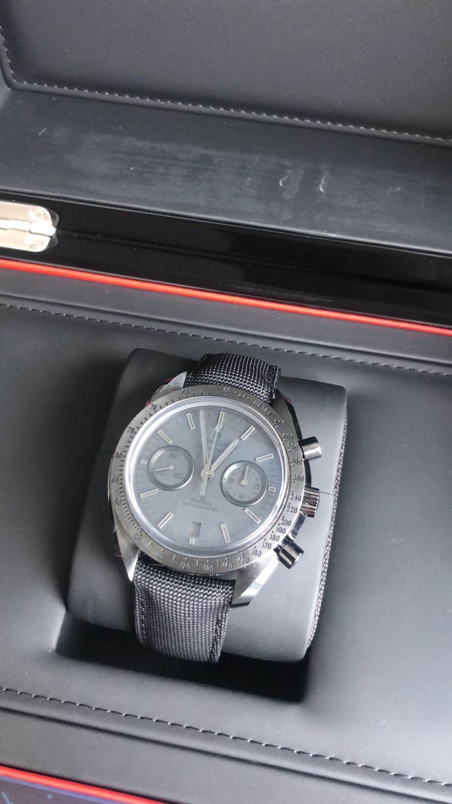 Omega Speedmaster “Dark Side of the Moon”