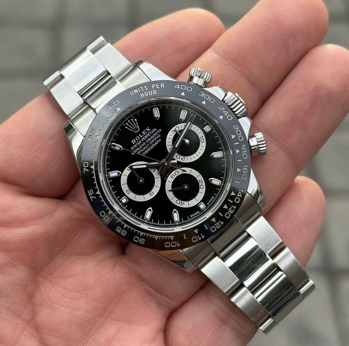 Rolex Daytona “black dial”
