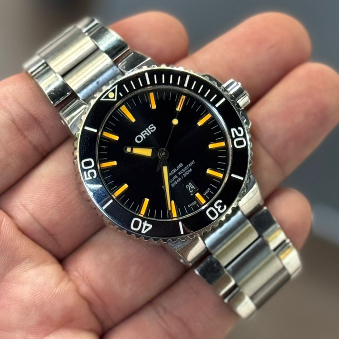 Oris Aquis Date