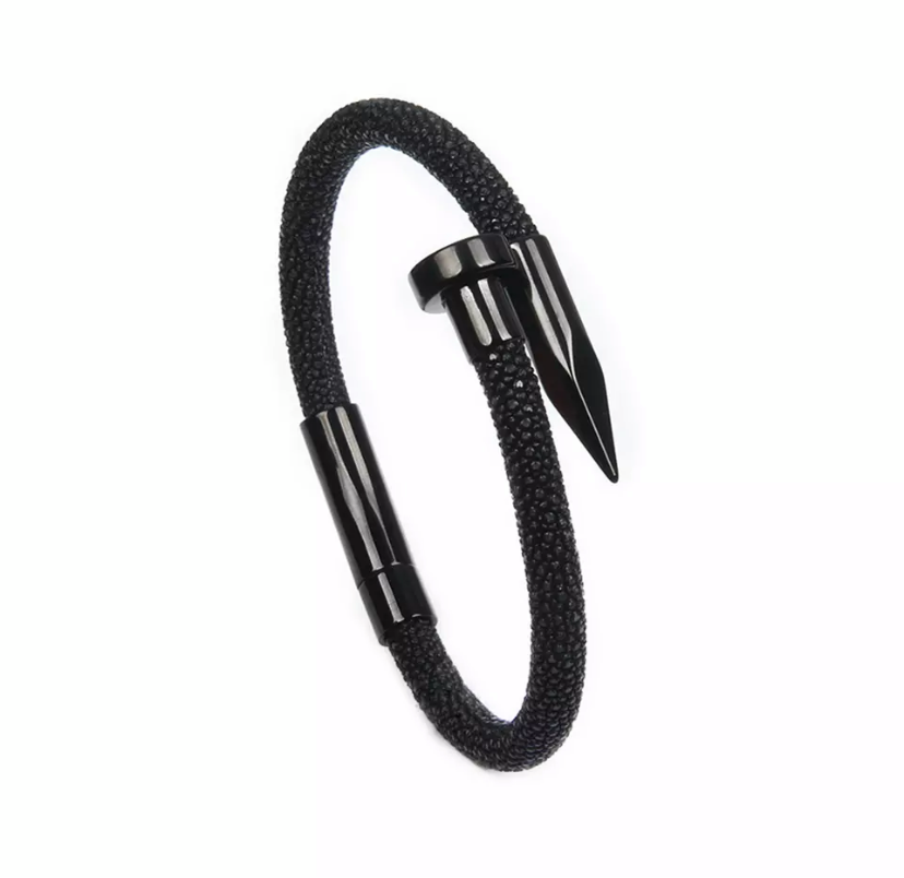 Rhodium Nail Black Stingray Bracelet