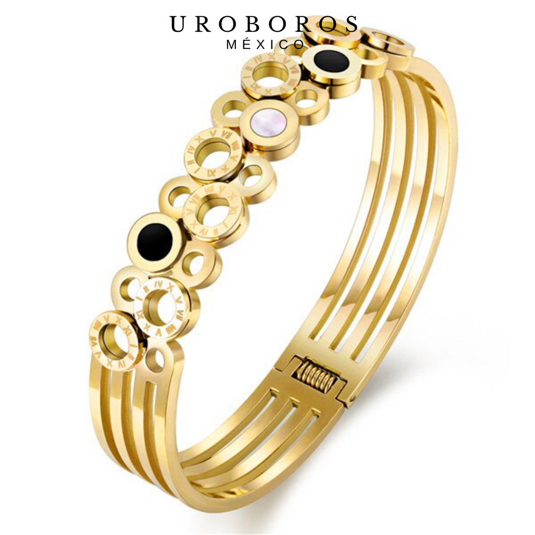 Roman 18K Gold Bangle