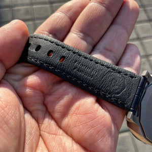 Panerai Luminor GMT Titanium 42 mm