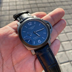 Panerai Luminor GMT Titanium 42 mm
